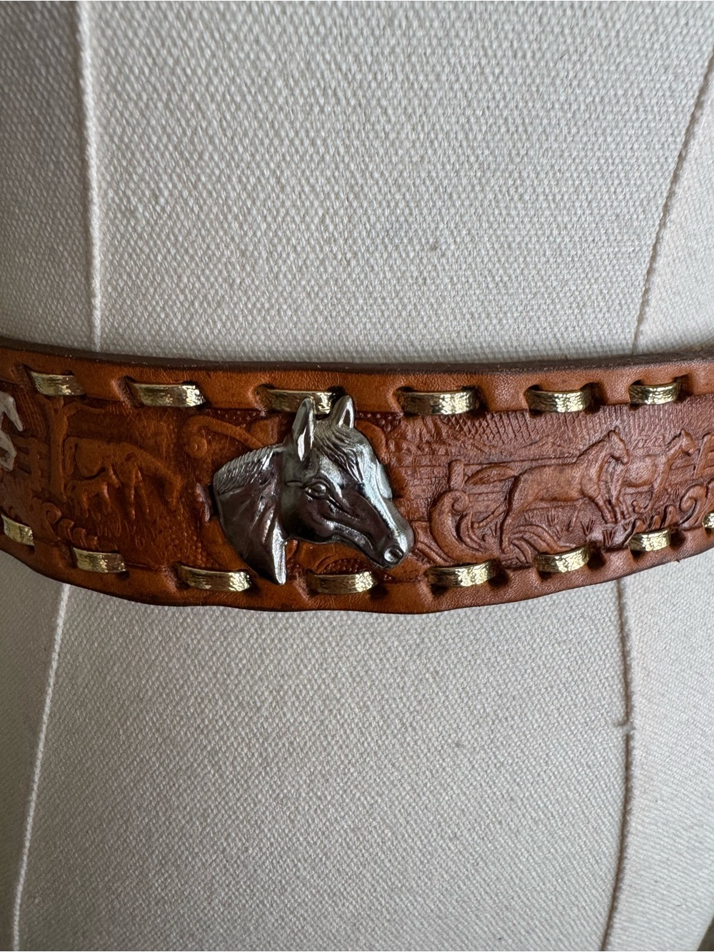 Tooled Leather Western Belt with Horse Motif - 38 (L) - Picture 5 of 8